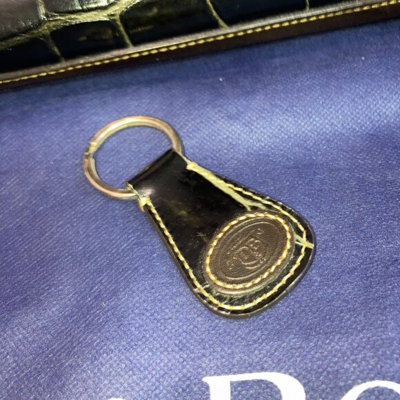 DOONEY & BOURKE Black Croc Embossed Leather Tote Bag w/Clutch and Keychain - Picture 15 of 16